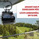 Berggasthaus Zanuz Hotel