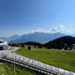 Berggasthaus Zanuz Hotel